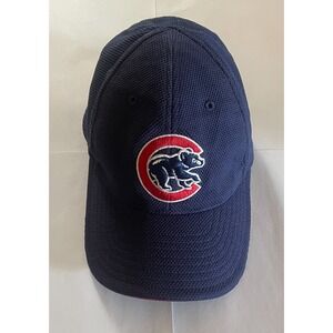 New Era Chicago Cubs baseball hat,Navy blue with a red and white logo & accents!